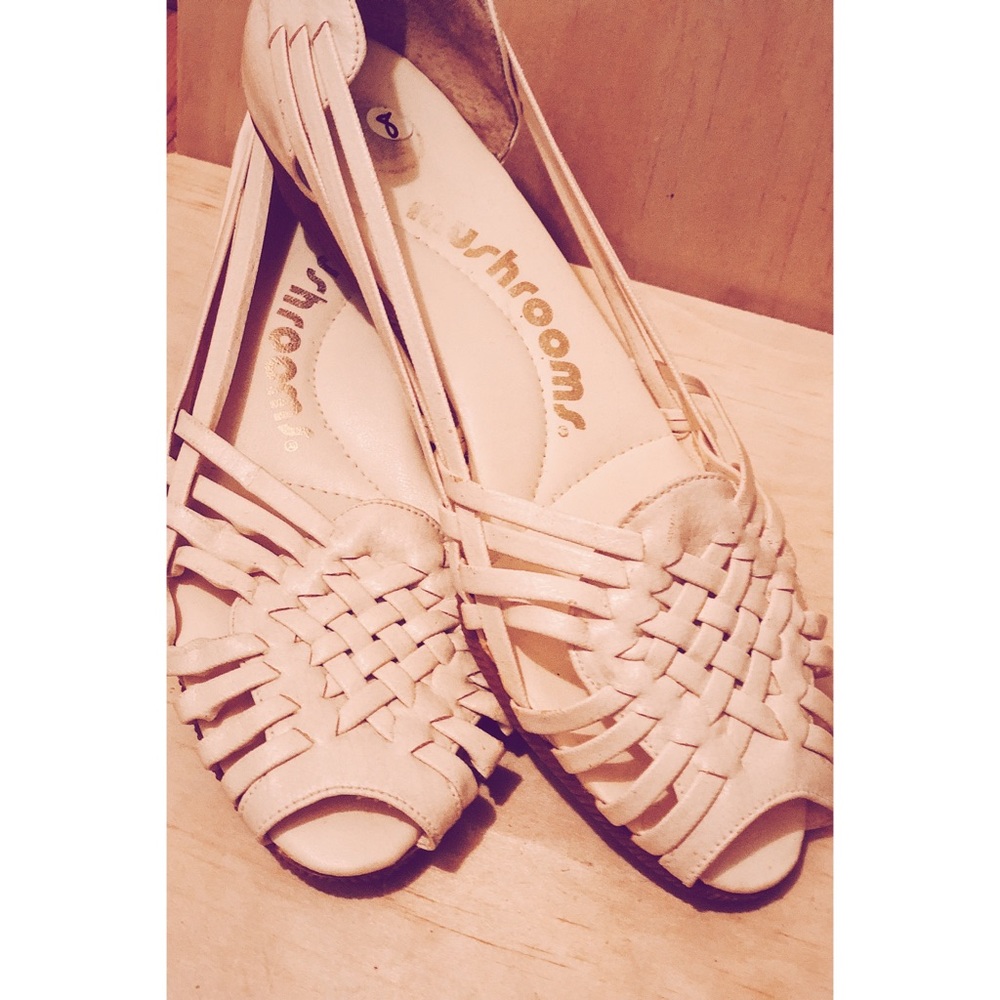 Vintage Ladies Mushroom Beige Sandals